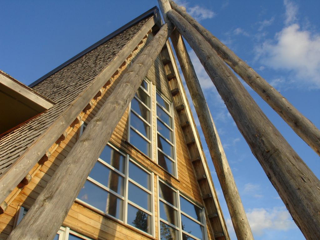 shaapuhtuwaan outside shot